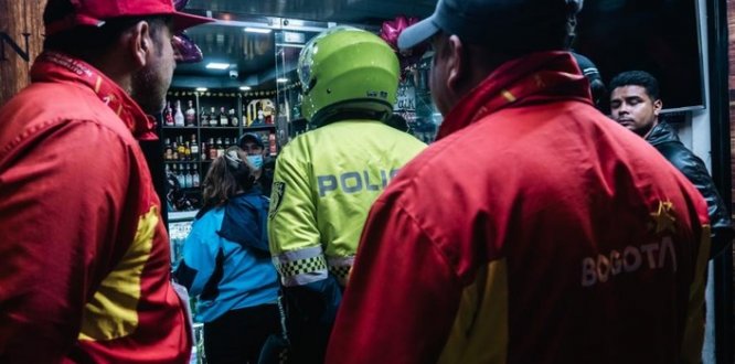 DOS ESTABLECIMIENTOS FUERON SUSPENDIDOS DURANTE OPERATIVO DE CONTROL A ACTIVIDADES DE LICORES EN TUNJUELITO. Fotografía relacionada con: DOS ESTABLECIMIENTOS FUERON SUSPENDIDOS DURANTE OPERATIVO DE CONTROL A ACTIVIDADES DE LICORES EN TUNJUELITO.