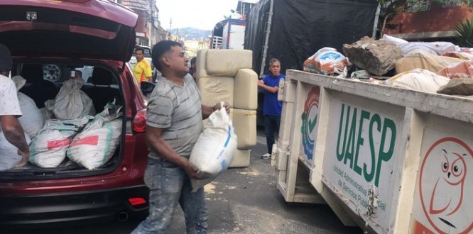 Fotografía relacionada con: Jornada de recuperación ambiental permitió retirar 10 toneladas de residuos en Tunjuelito