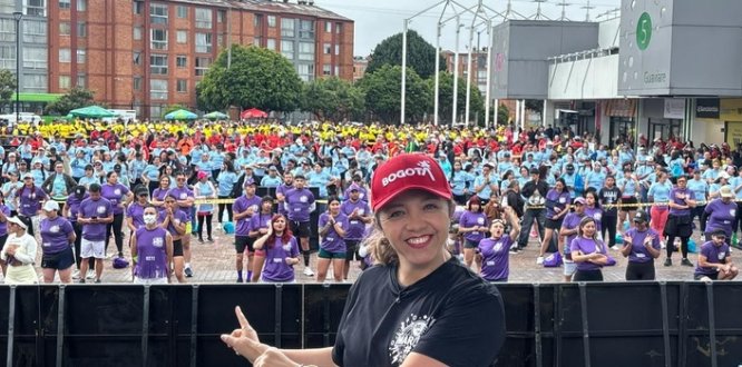 Fotografía relacionada con: MÁS DE 1.000 PERSONAS PARTICIPARON EN LA 32.ª EDICIÓN DE LA MARATÓN DE RESISTENCIA AERÓBICA EN TUNJUELITO.