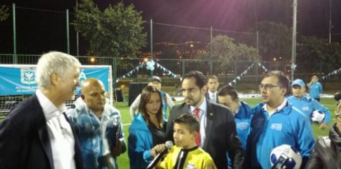 Entrega de 3 Nuevas Canchas Sintéticas en el Parque el Tunal